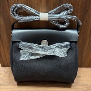 Nwt elegant canvas Black Women's Bag